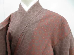 リサイクル　小紋　麻の葉に椿文　着物
